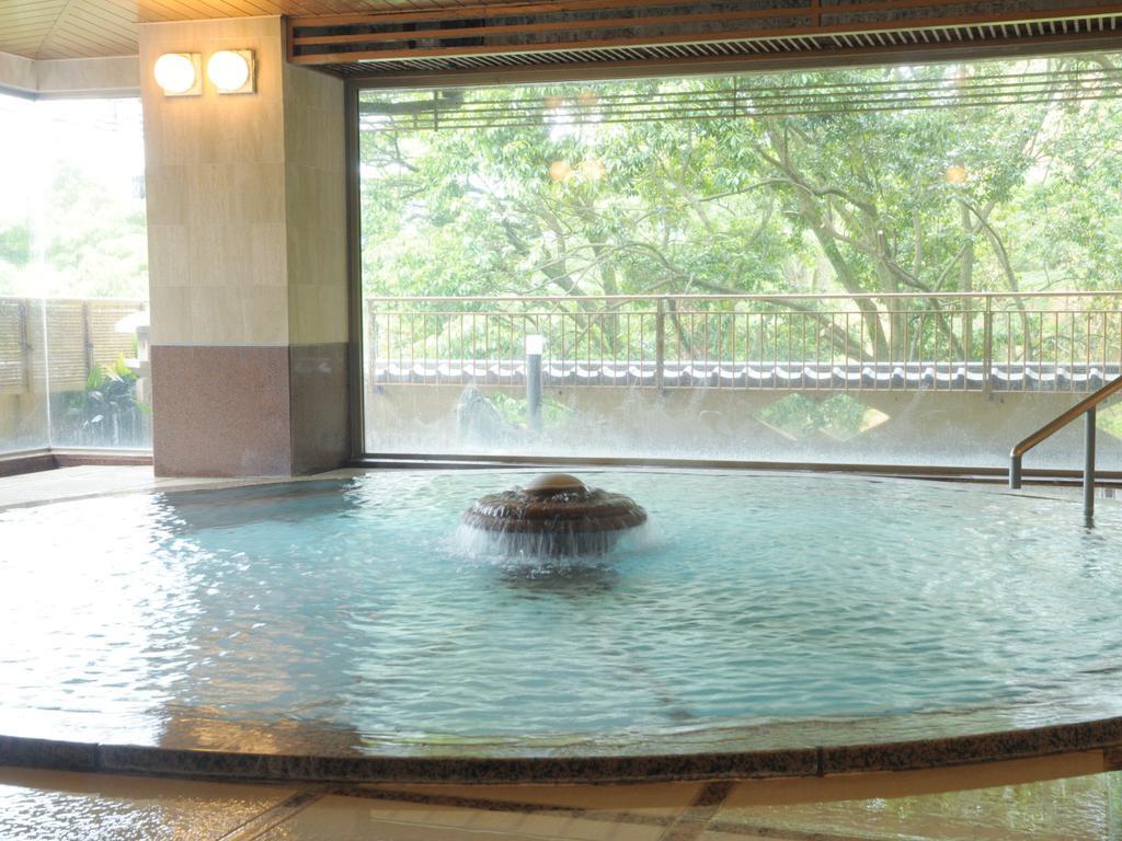 Yugawara Onsen Kawasegien Isuzu Hotel Атами Экстерьер фото